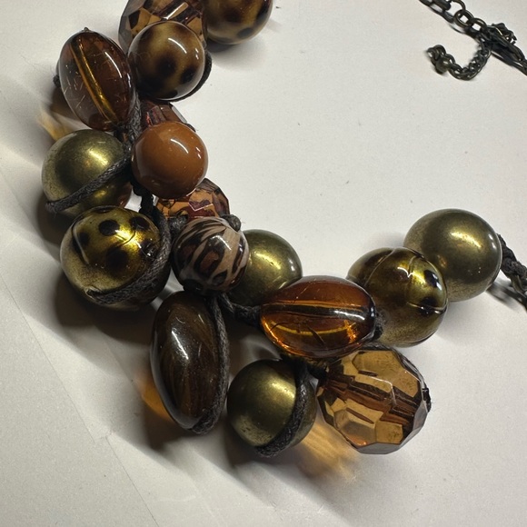 Jewelry - Elegant Beaded Necklace with Bronze,Brown & Leopard Accents